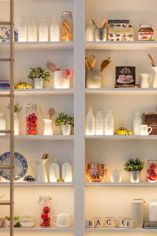Simple Kitchen Designs - open shelves