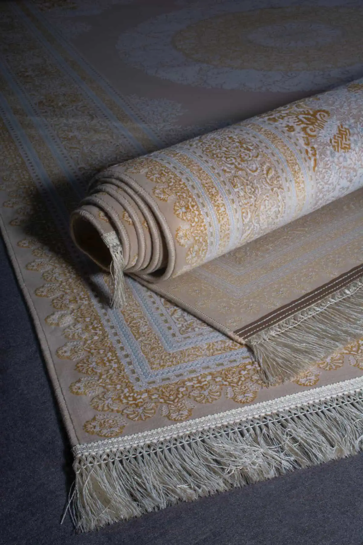 Golden Beige Carpet