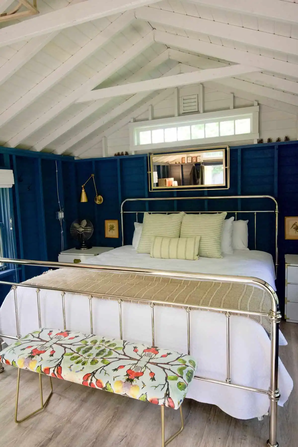Modern Bedroom Design-understand glamour