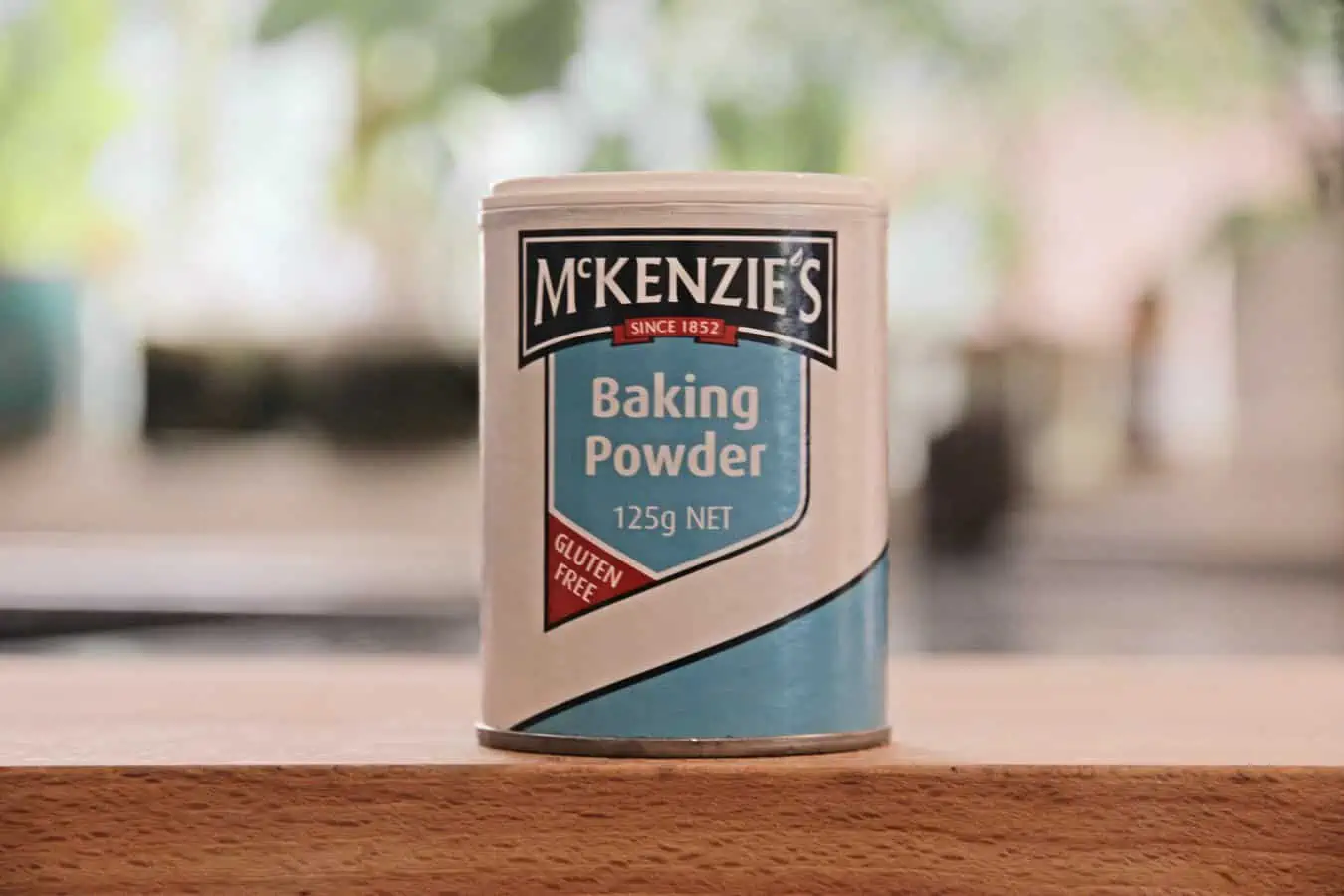 Cleaning Hacks for your Living Room-baking soda for odors